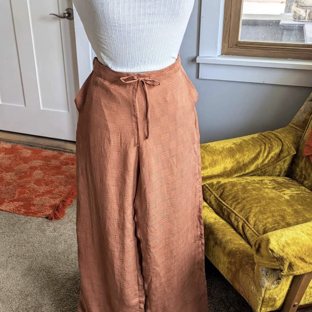 Seek Collective Company Wide-Leg 100%‎ Silk Pants